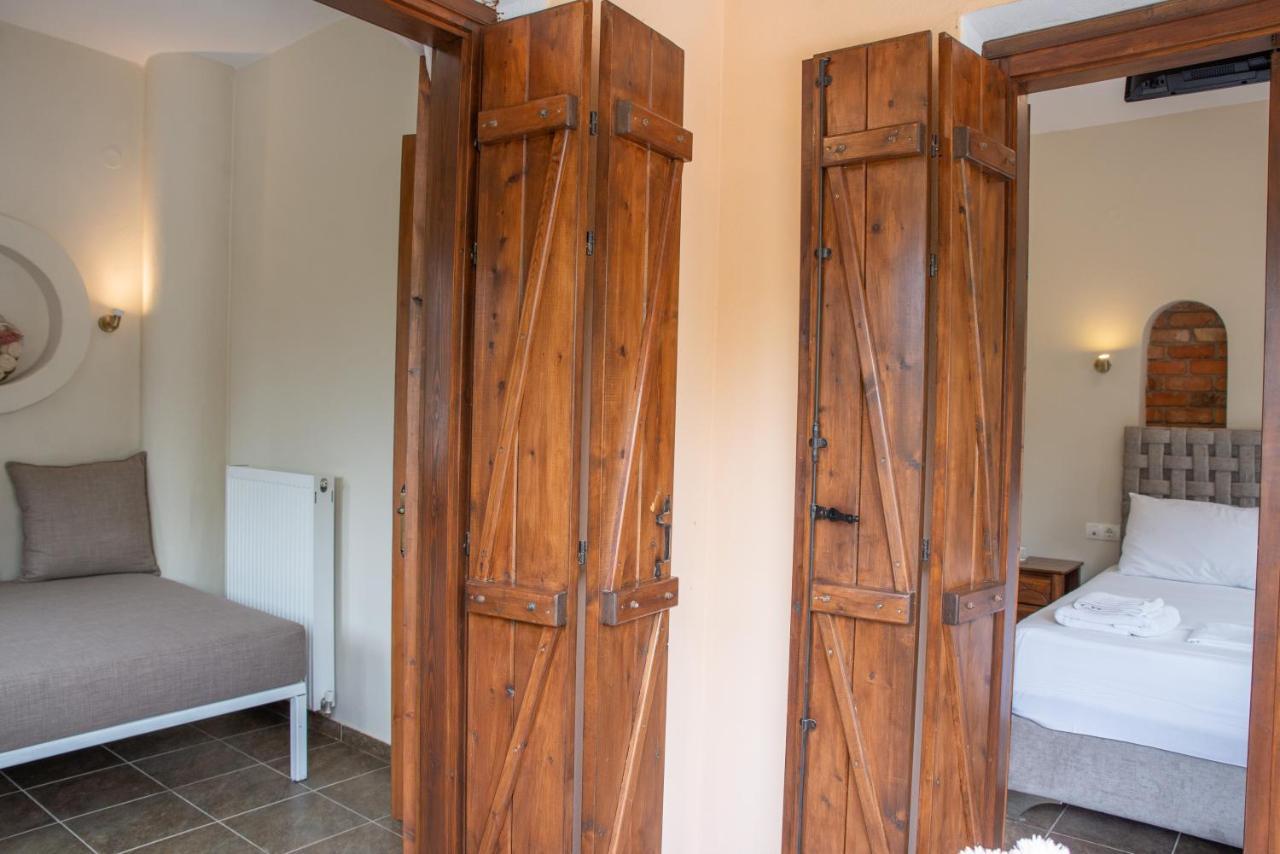 Symmetron Suites Kálamos Exteriör bild
